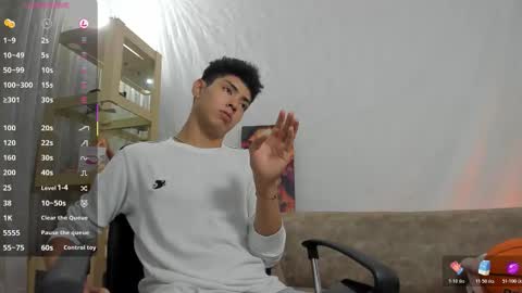 logantwink18 online show from 03/26/26, 02:22