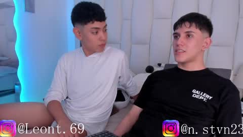 logantwink18 online show from 04/14/26, 08:04