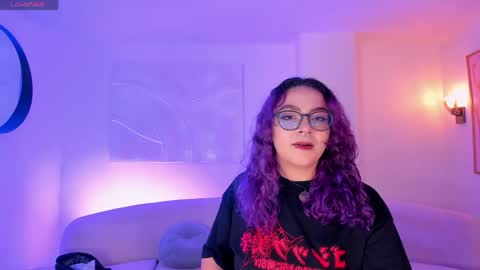 Snapshot of loiseharper chatting on 06/02/26, 02:35 Loise online show from 06/02/26, 02:35