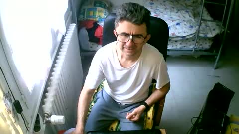 lokoum39 online show from 10/21/25, 12:06