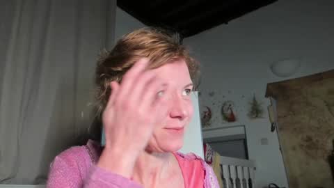 lola_belgium online show from 02/06/25, 05:30