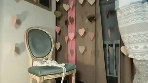 lola_belgium online show from 02/16/26, 06:42