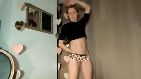 lola_belgium online show from 03/14/26, 05:51