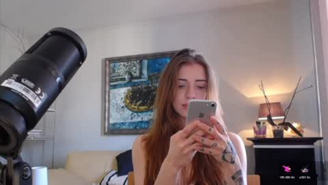 Snapshot of lola_dinky chatting on 05/13/26, 01:19 Lola online show from 05/13/26, 01:19