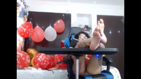 lola_fiery online show from 12/10/24, 08:49