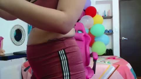 lola_fiery online show from 09/09/25, 01:10