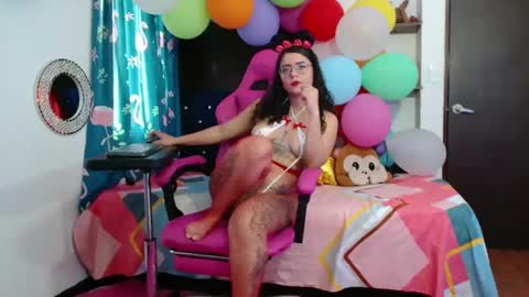 lola_fiery online show from 09/11/25, 01:22