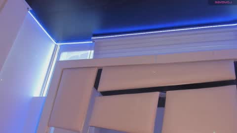 lola_js online show from 09/24/25, 09:18