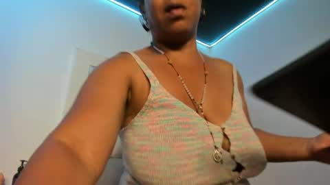 Snapshot of lola_js chatting on 05/11/26, 02:45 lola_js online show from 05/11/26, 02:45