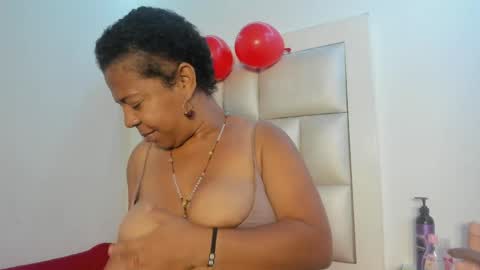 Snapshot of lola_js chatting on 06/02/26, 12:18 lola_js online show from 06/02/26, 12:18