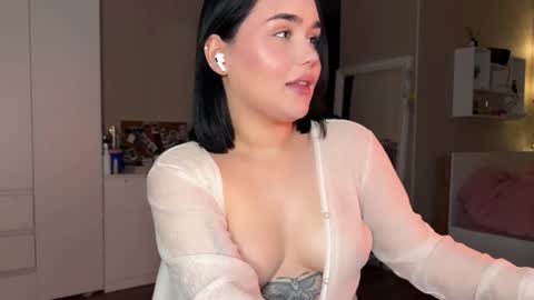 lola_razee online show from 07/03/26, 11:00