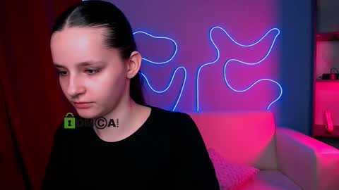 lola_shyy online show from 03/05/26, 11:06