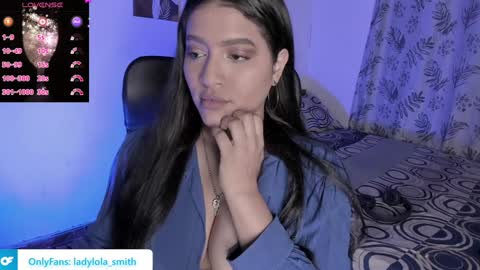 lolaasmith_21 online show from 01/10/25, 01:10
