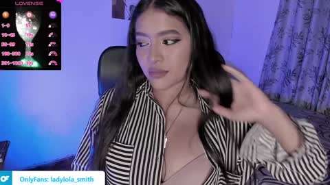 lolaasmith_21 online show from 01/10/25, 10:36