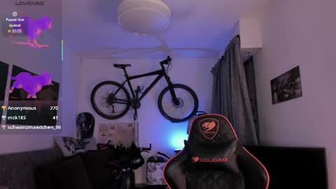 lolaasmith_21 online show from 04/30/26, 08:57