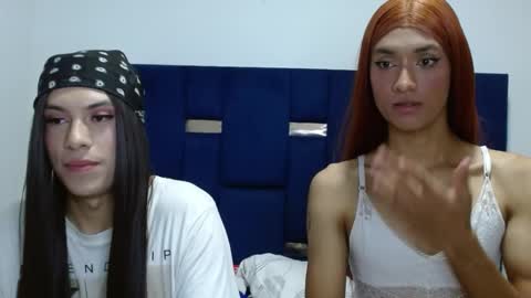 Snapshot of lolabloomx chatting on 05/15/26, 11:12 lolabloomx online show from 05/15/26, 11:12