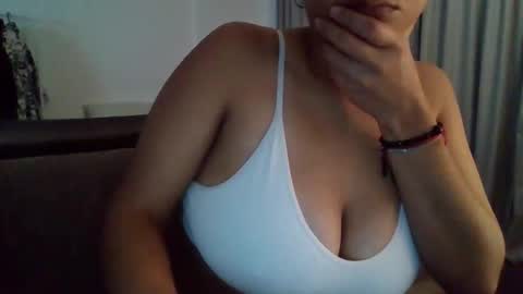 lolacloud online show from 04/15/26, 11:49