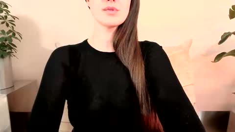 Snapshot of loladom chatting on 09/08/25, 06:51 Frt Pr1ncess online show from 09/08/25, 06:51