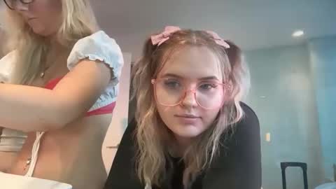 Snapshot of lolafae12 chatting on 03/12/26, 07:09 lolafae12 online show from 03/12/26, 07:09