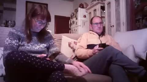 LOLA HUESO y ERIC online show from 03/04/25, 07:43