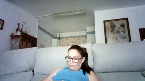 Snapshot of lolahueso chatting on 08/03/26, 09:04 LOLA HUESO y ERIC online show from 08/03/26, 09:04