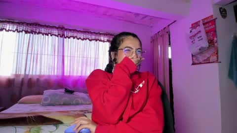 Lola online show from 04/14/26, 06:25