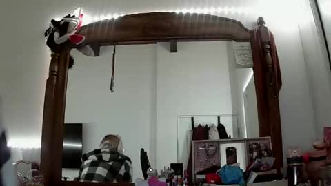 Snapshot of lolalixx6969 chatting on 12/20/25, 06:42 Lola Lixx online show from 12/20/25, 06:42