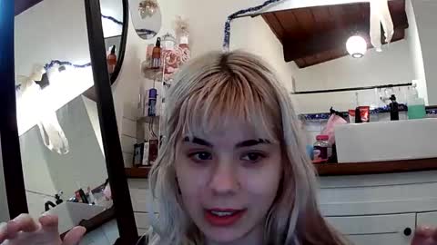 Snapshot of lolalixx6969 chatting on 03/05/26, 11:01 Lola Lixx online show from 03/05/26, 11:01