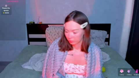 Lola online show from 04/10/26, 04:39