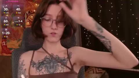 lolami_ online show from 07/19/26, 07:23
