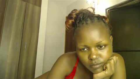 lolamia7 online show from 02/16/25, 06:32