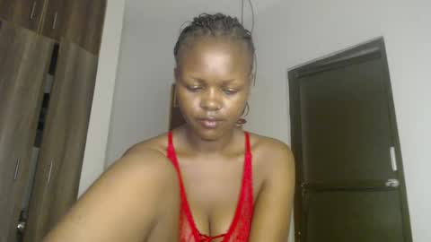 lolamia7 online show from 02/21/25, 07:34