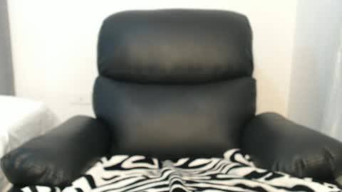 Snapshot of lolapaz3 chatting on 03/08/25, 08:14 Lola online show from 03/08/25, 08:14