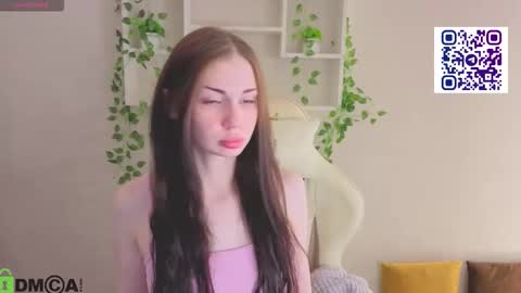 Lola online show from 12/04/25, 09:18