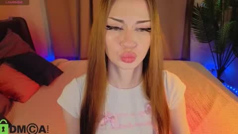 Lola online show from 03/25/26, 09:37