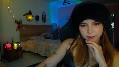 Lola doll online show from 12/22/25, 09:34