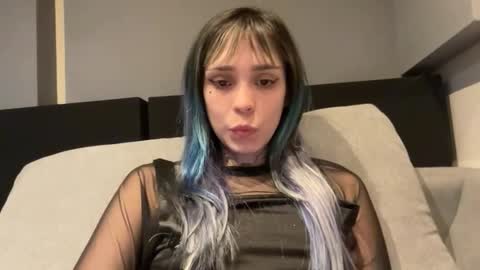 lole online show from 04/29/26, 04:38