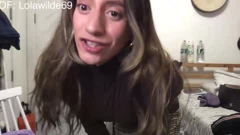 Snapshot of lolita_wilde390 chatting on 12/02/25, 08:30 Lolita Wildes Back online show from 12/02/25, 08:30