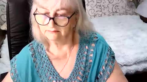 LolkaAlyss online show from 10/09/25, 03:21