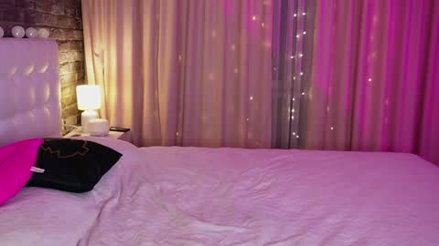 Victoria online show from 01/16/25, 09:30