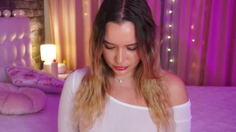 Victoria online show from 02/21/25, 07:21