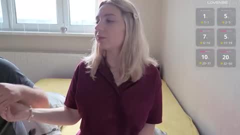 lollove24 online show from 11/02/25, 09:22