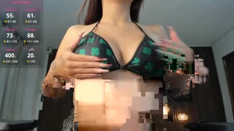 lolly18_ online show from 04/21/26, 08:12