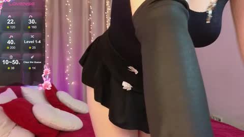 Mona online show from 10/23/25, 02:05