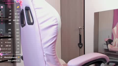 Snapshot of lolly_js_ chatting on 01/07/25, 05:12 Lolly  online show from 01/07/25, 05:12