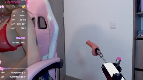 Snapshot of lolly_js_ chatting on 01/16/25, 05:00 Lolly  online show from 01/16/25, 05:00