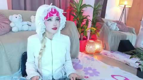 Lolly  online show from 07/07/26, 03:09