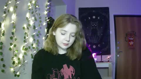 Lilly online show from 02/23/25, 04:13