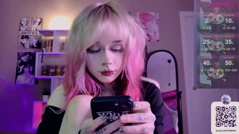 Lolly   online show from 01/24/25, 09:05