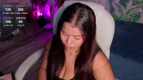 Snapshot of loly_marce chatting on 05/12/26, 07:44 loly_marce online show from 05/12/26, 07:44